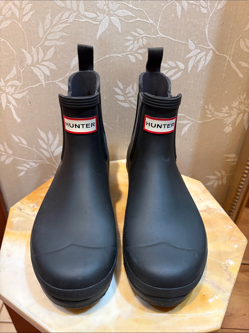 Hunter Black Chelsea Short Rain Boots